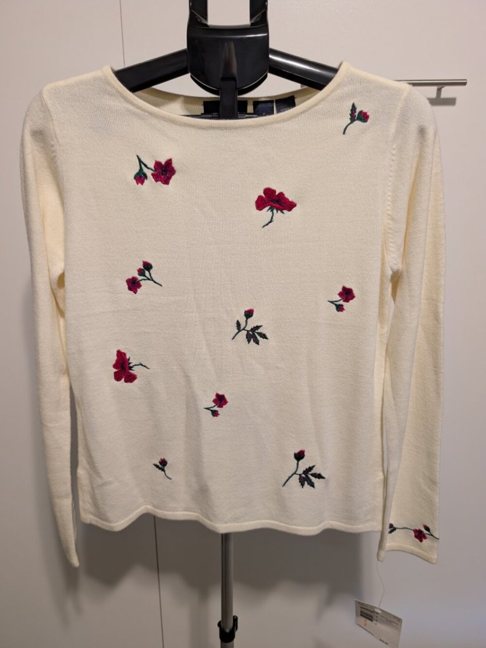 Crazy Horse (by Liz Claiborne) vintage cream long-sleeve lightweight sweater -Sm
